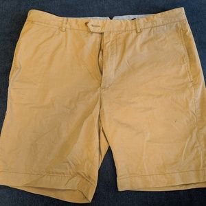 CREMIEUX Khaki shorts 36
